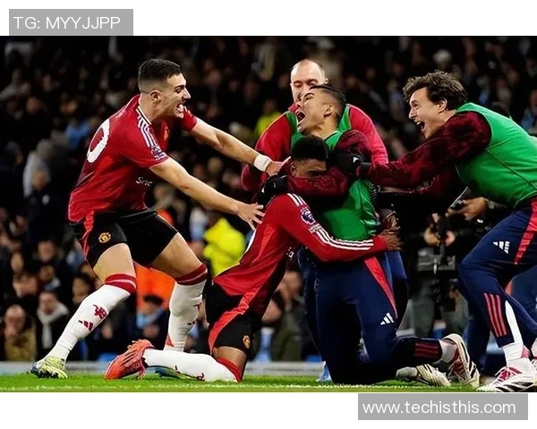 曼联与巴萨在国际冠军赛中激战正酣谁能笑到最后